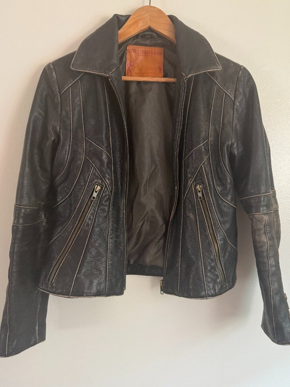 Cool Distressed Y2K Leather Jacket LEVI Black